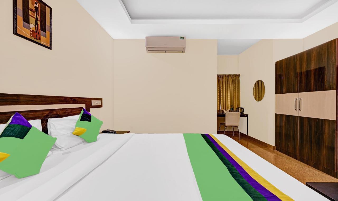 Collection O Royal Suites Bangalore Exterior foto