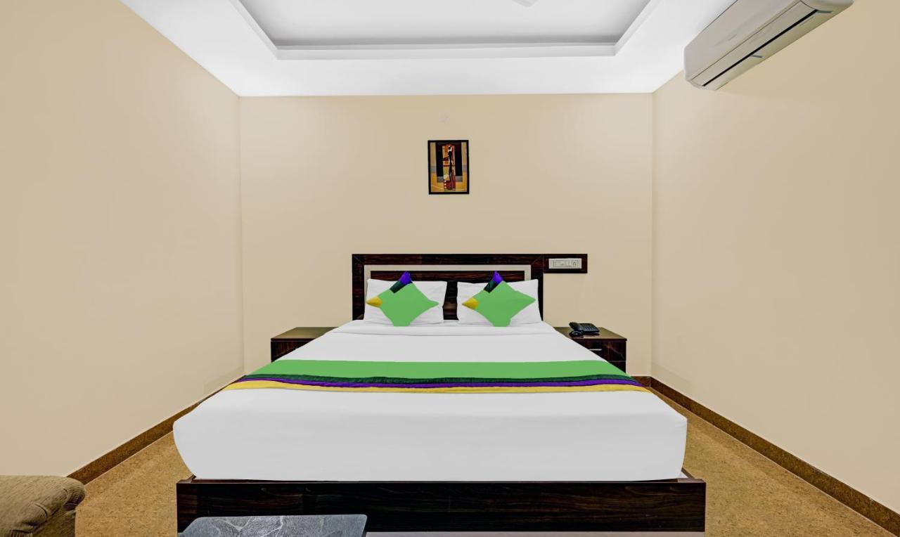 Collection O Royal Suites Bangalore Exterior foto